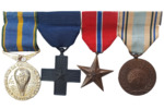 Conjunto de Quatro Medalhas em Miniatura (1- Medalha do “Centenário da Observação Aérea”; 2- Medalha “Cruz de Guerra ao Valor Militar – Croce di Guerra al Valor Militare”; 3- Medalha “Bronze Star”; 4- Medalha da paz “UNEF – Batalhão Suez”) – Coleção Syseno Sarmento